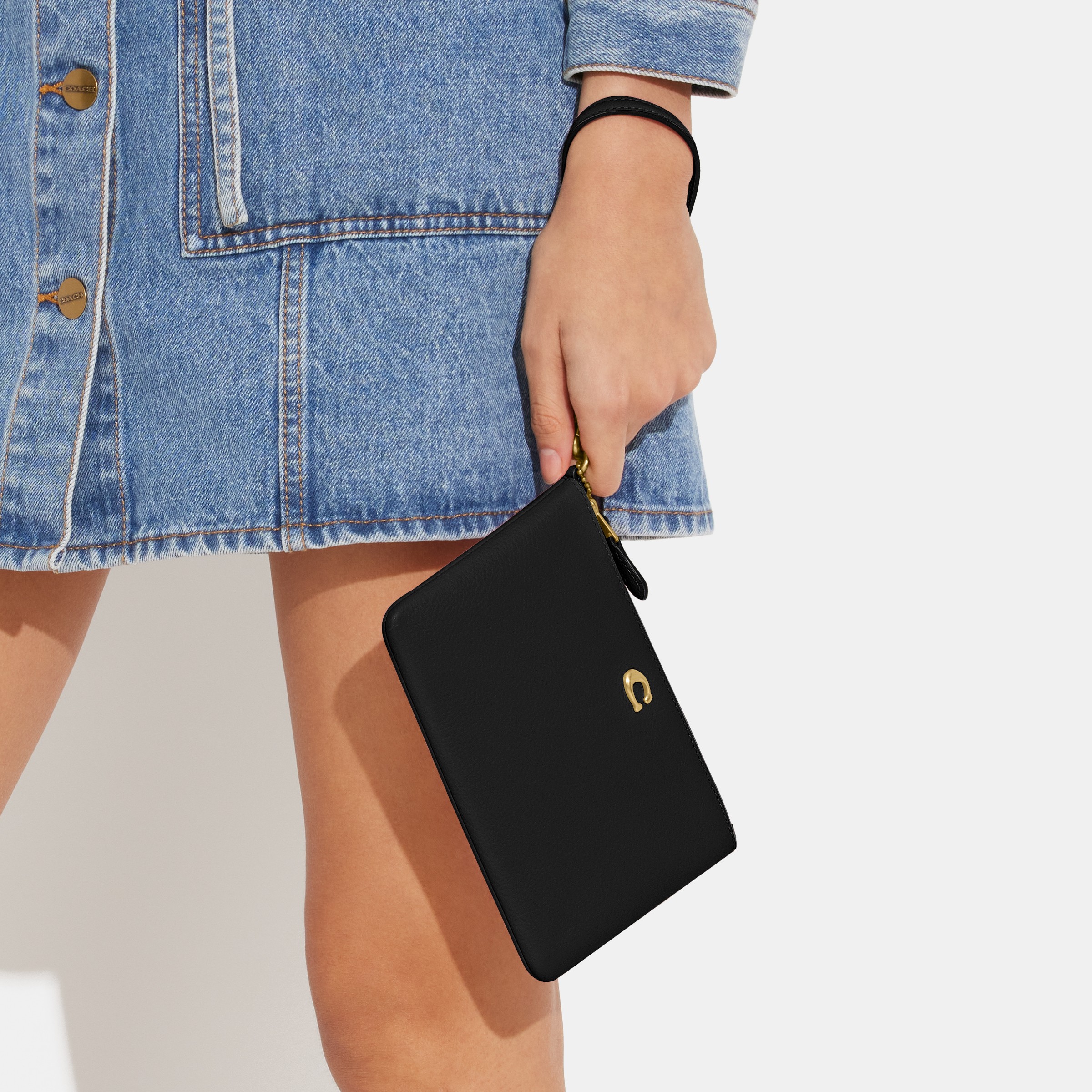 Coach Essential Small Wristlet – Black, photo 2 of 4