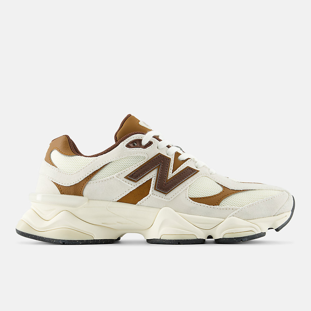 New Balance 9060 – Breakfast Tea / Angora